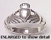 41AT165 sterling silver claddagh ring