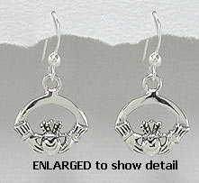 model a767-78 claddagh earrings enlarged view